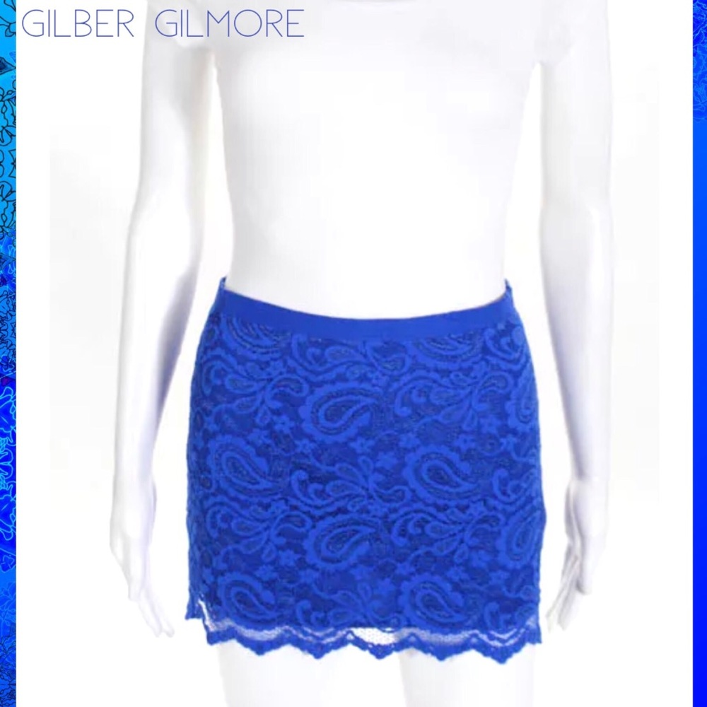 GILBER GILMORE Blue Paisley Design Lace Mini Skirt